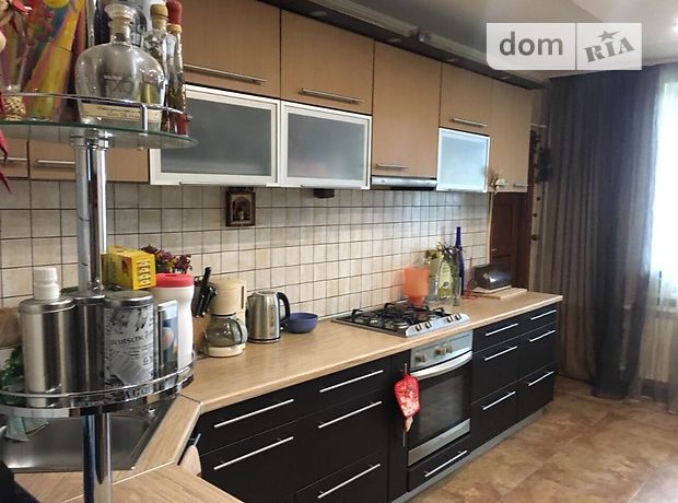 Продажа трехкомнатной квартиры в Одессе, на Парковая район Малиновский фото 1 Продажа трехкомнатной квартиры в Одессе, на Парковая район Малиновский фото 1
