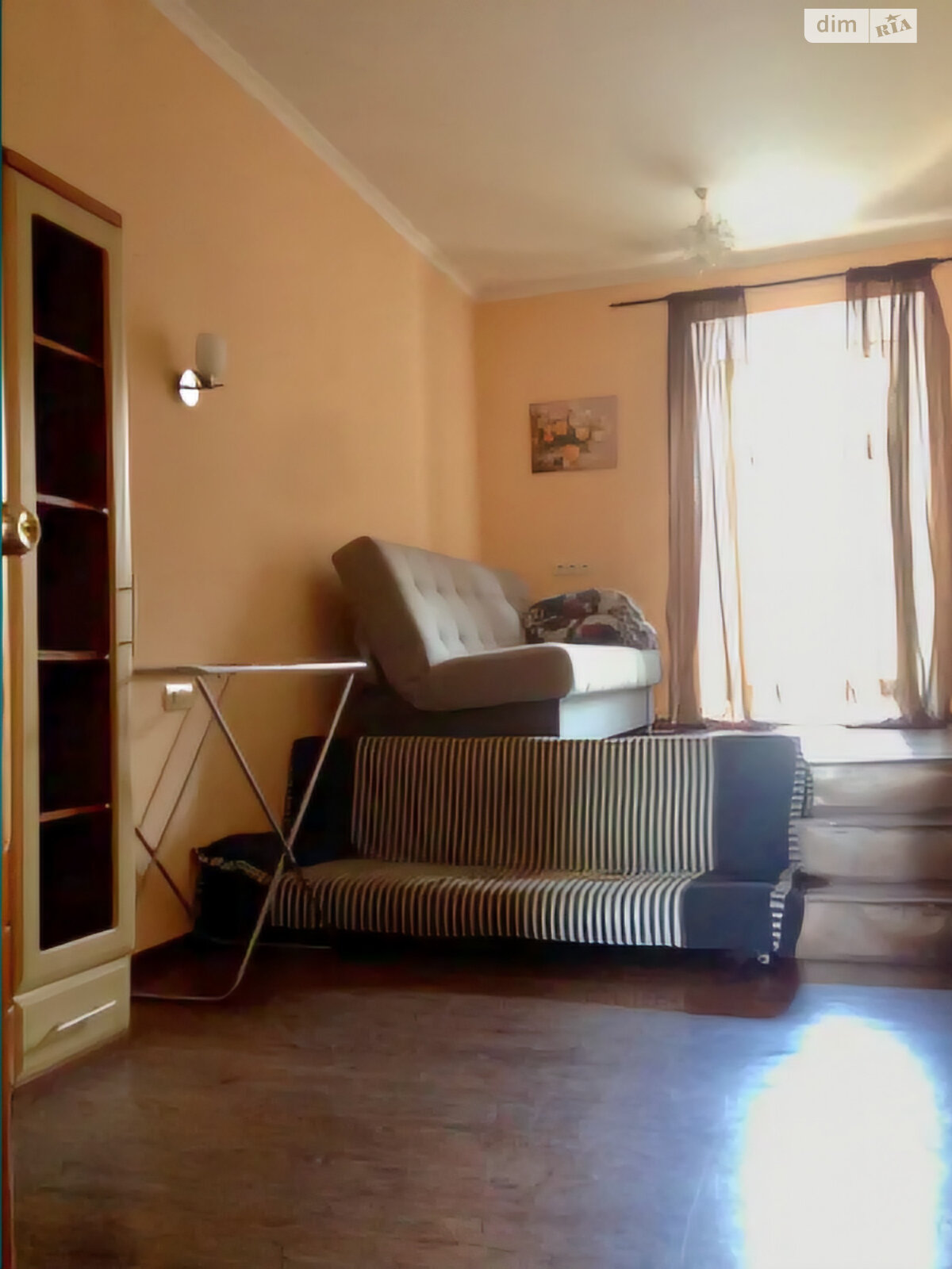 Продажа трехкомнатной квартиры в Одессе, на ул. Канатная, район Малый Фонтан фото 1