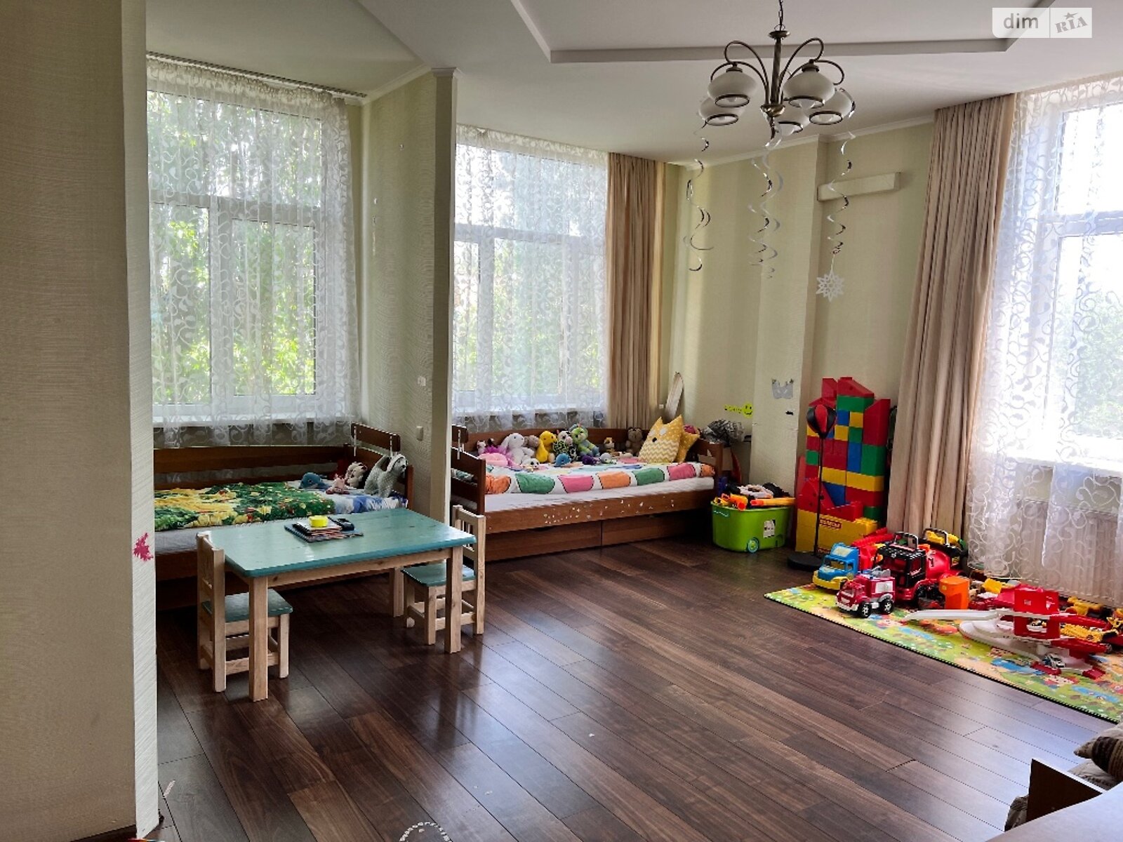Продаж трикімнатної квартири в Одесі, на вул. Академічна 20Б, район Малий Фонтан фото 1 Продаж трикімнатної квартири в Одесі, на вул. Академічна 20Б, район Малий Фонтан фото 1