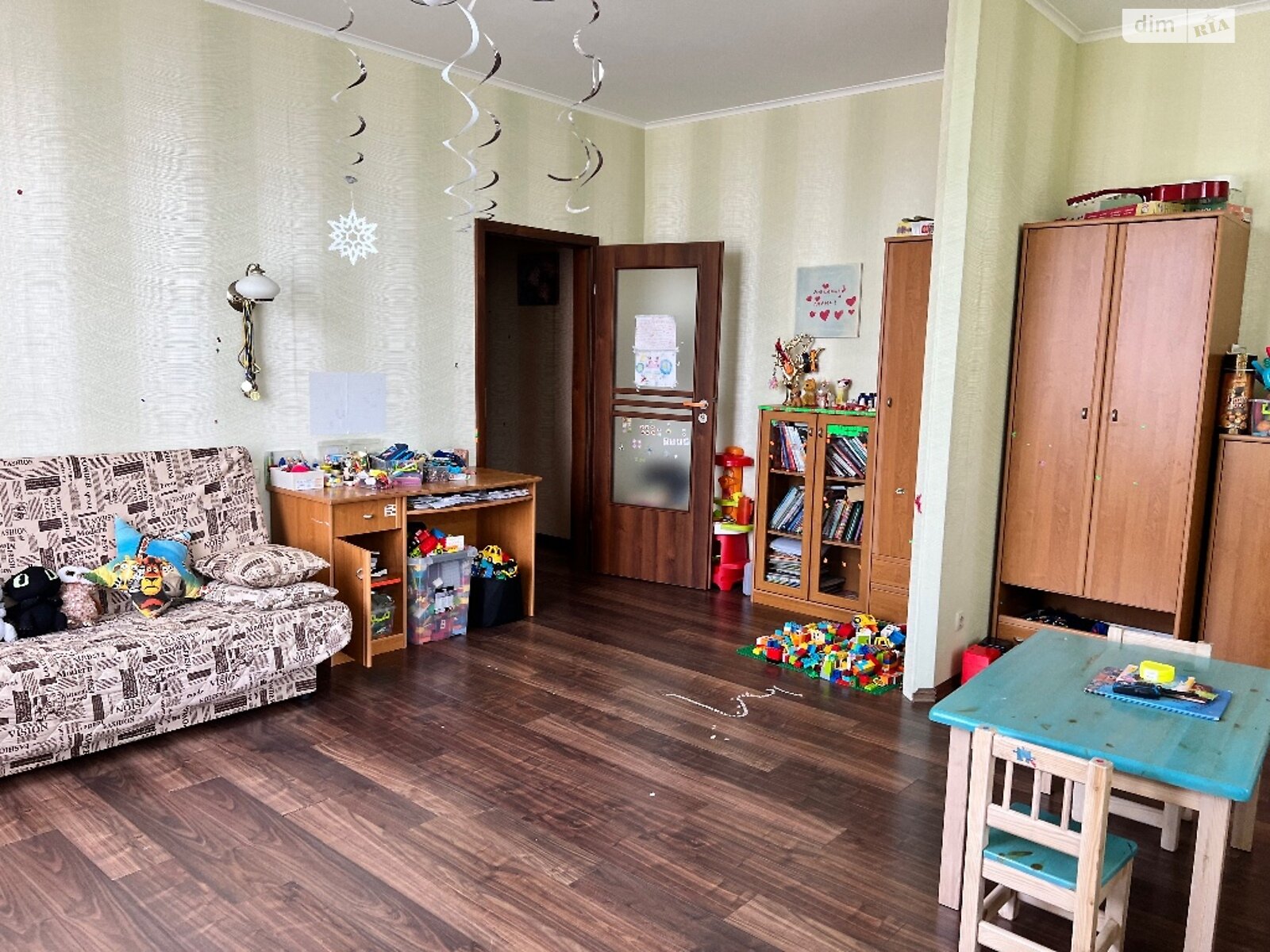 Продаж трикімнатної квартири в Одесі, на вул. Академічна 20Б, район Малий Фонтан фото 1 Продаж трикімнатної квартири в Одесі, на вул. Академічна 20Б, район Малий Фонтан фото 1