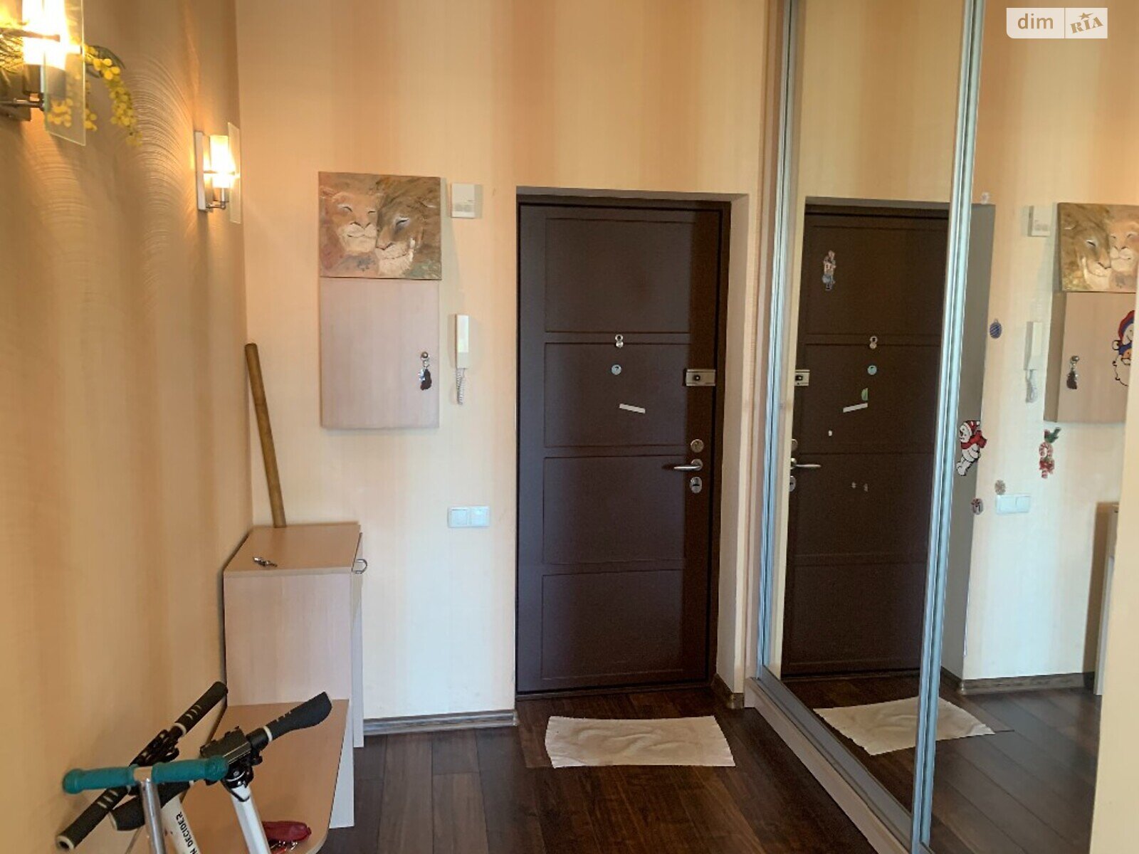 Продаж трикімнатної квартири в Одесі, на вул. Академічна 20Б, район Малий Фонтан фото 1 Продаж трикімнатної квартири в Одесі, на вул. Академічна 20Б, район Малий Фонтан фото 1