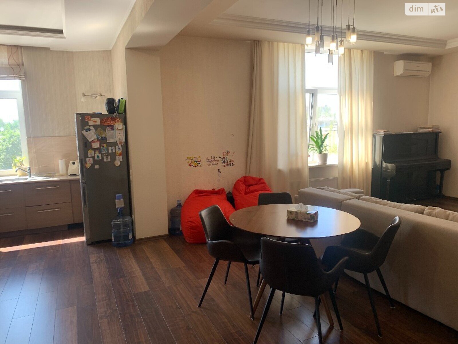 Продаж трикімнатної квартири в Одесі, на вул. Академічна 20Б, район Малий Фонтан фото 1 Продаж трикімнатної квартири в Одесі, на вул. Академічна 20Б, район Малий Фонтан фото 1