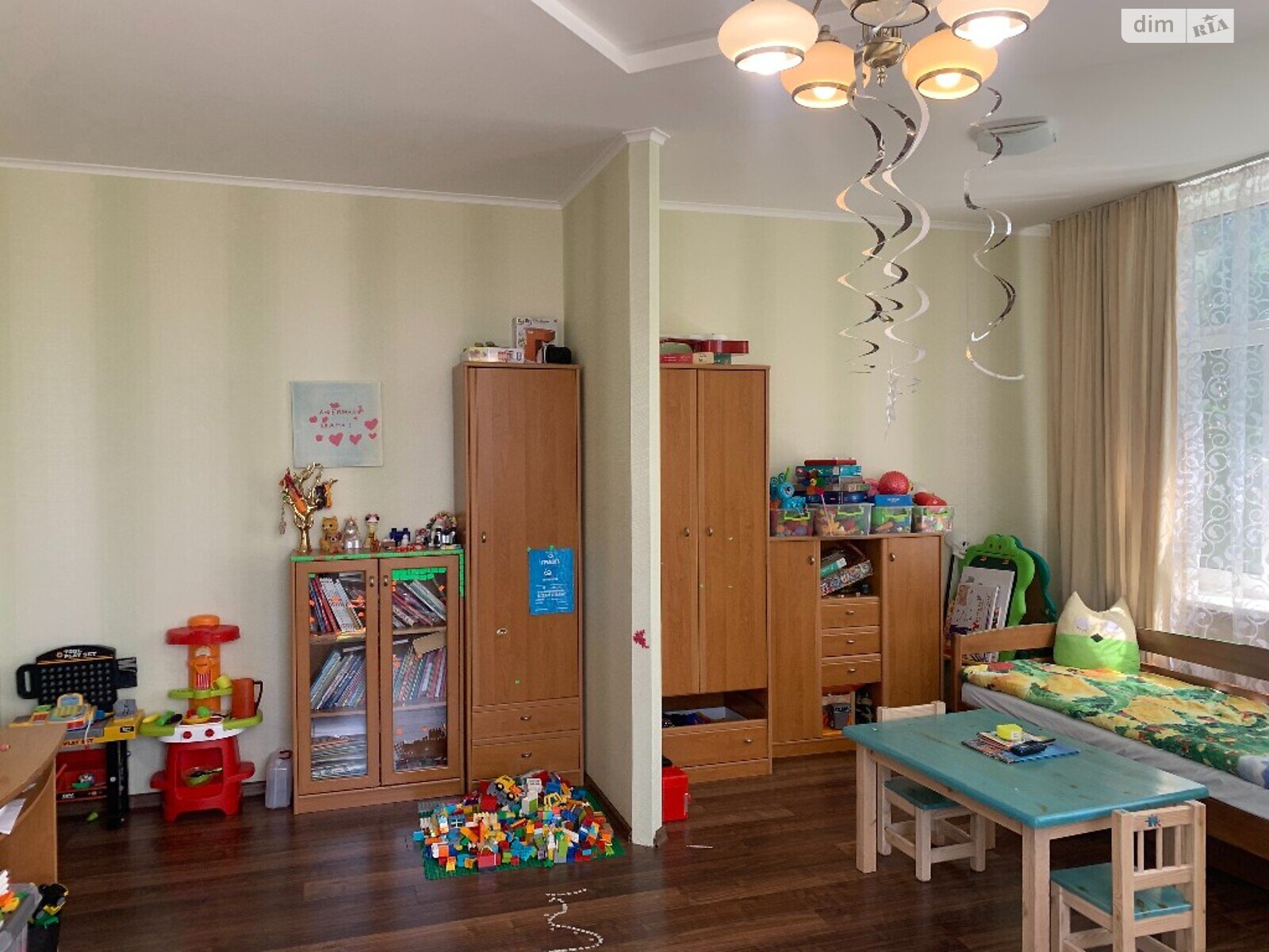 Продаж трикімнатної квартири в Одесі, на вул. Академічна 20Б, район Малий Фонтан фото 1 Продаж трикімнатної квартири в Одесі, на вул. Академічна 20Б, район Малий Фонтан фото 1