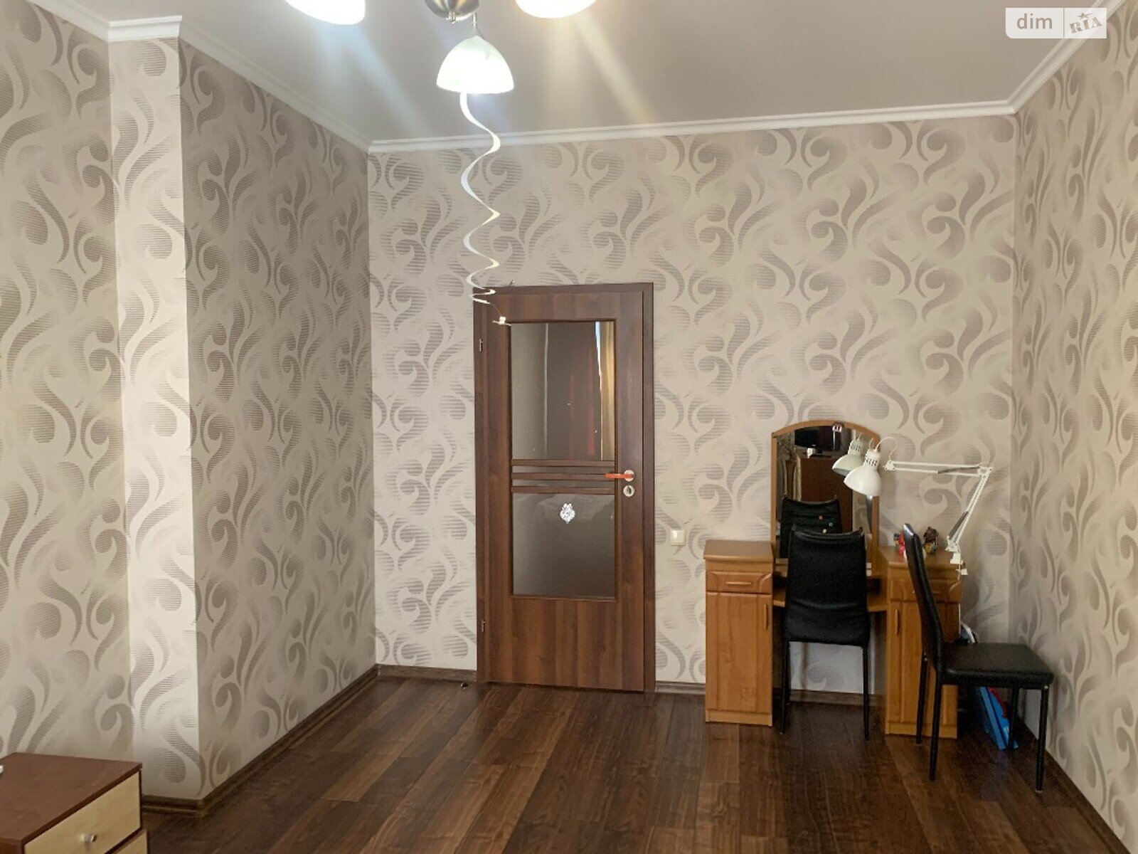 Продаж трикімнатної квартири в Одесі, на вул. Академічна 20Б, район Малий Фонтан фото 1 Продаж трикімнатної квартири в Одесі, на вул. Академічна 20Б, район Малий Фонтан фото 1