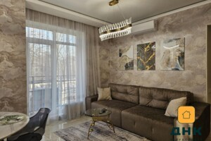 Продажа трехкомнатной квартиры в Одессе, на бул. Французский 60В, район Малый Фонтан фото 2