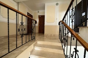 Продажа трехкомнатной квартиры в Одессе, на бул. Французский 35, район Малый Фонтан фото 2