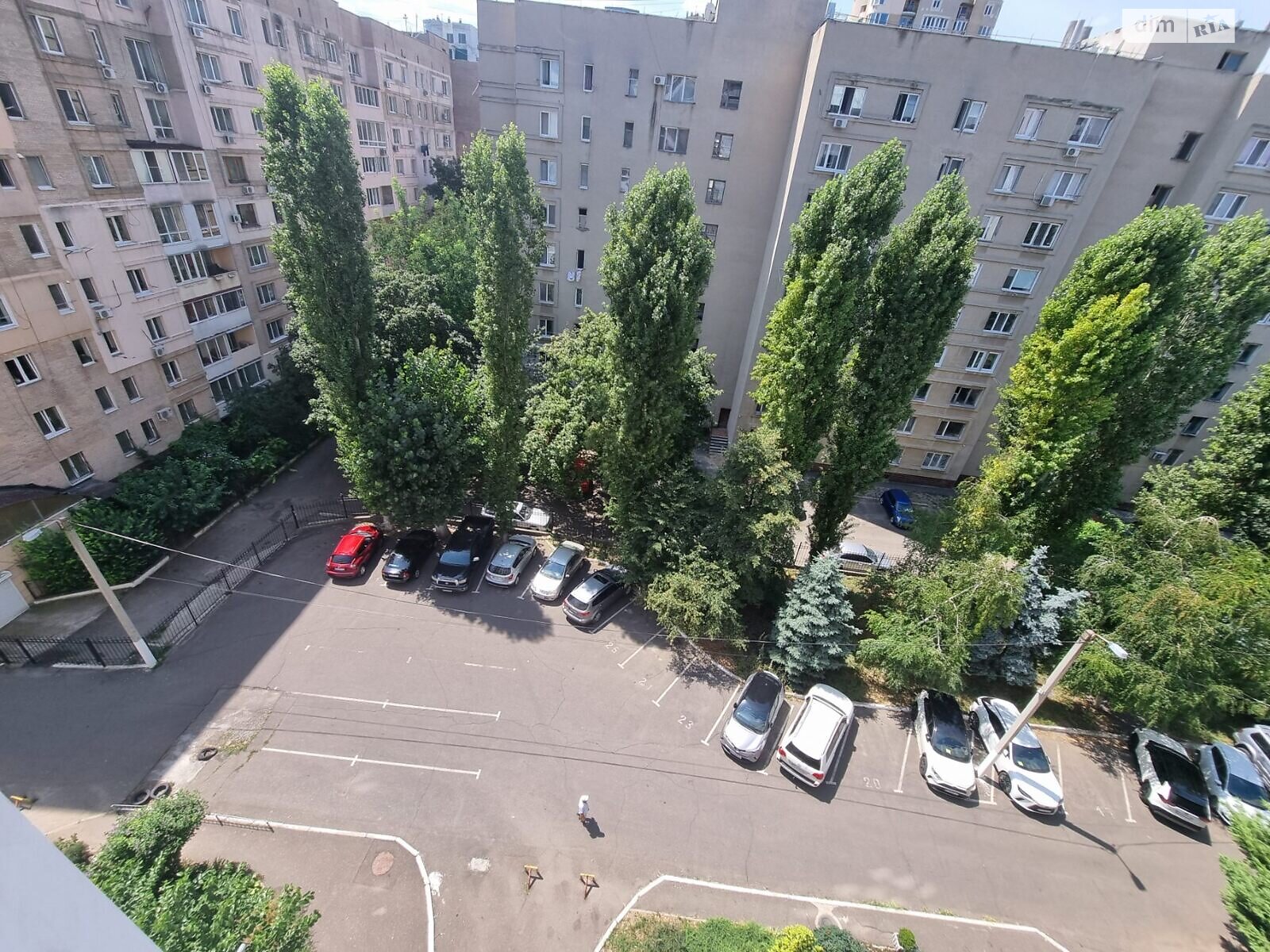 Продаж чотирикімнатної квартири в Одесі, на вул. Добровольців 15, район Малий Фонтан фото 1 Продаж чотирикімнатної квартири в Одесі, на вул. Добровольців 15, район Малий Фонтан фото 1