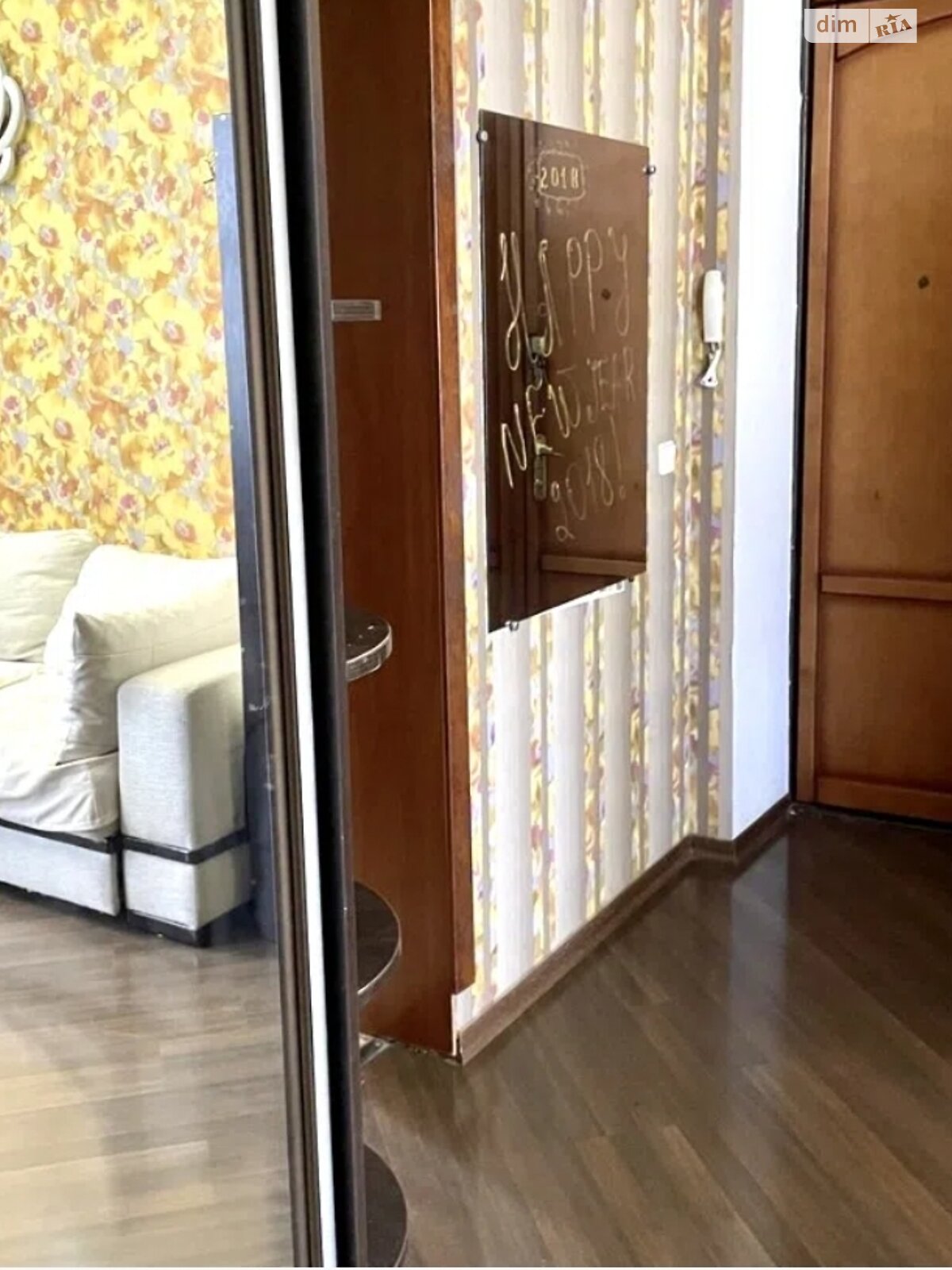 Продаж трикімнатної квартири в Одесі, на просп. Шевченка, район Малий Фонтан фото 1 Продаж трикімнатної квартири в Одесі, на просп. Шевченка, район Малий Фонтан фото 1
