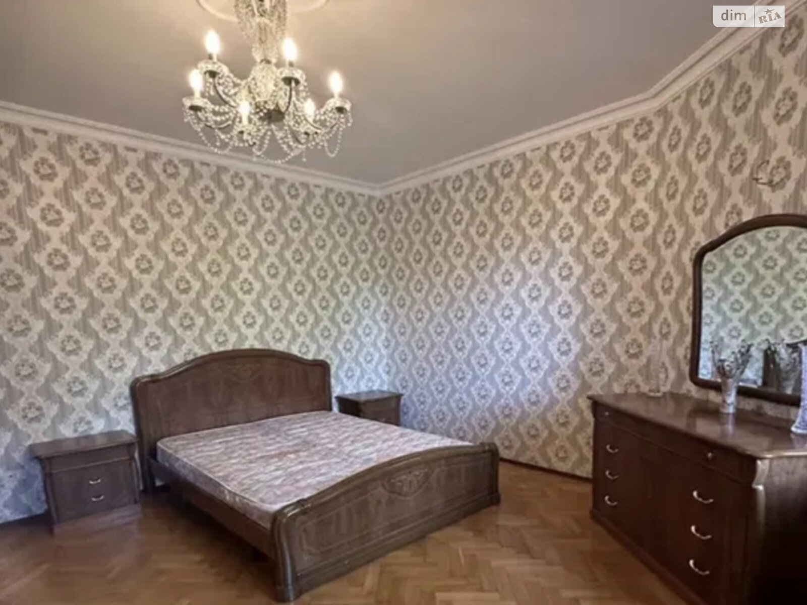 Продажа трехкомнатной квартиры в Одессе, на просп. Шевченко 29А, район Малый Фонтан фото 1 Продажа трехкомнатной квартиры в Одессе, на просп. Шевченко 29А, район Малый Фонтан фото 1