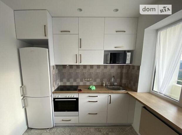 Продажа однокомнатной квартиры в Одессе, на ул. Тополевая район Приморский фото 1 Продажа однокомнатной квартиры в Одессе, на ул. Тополевая район Приморский фото 1