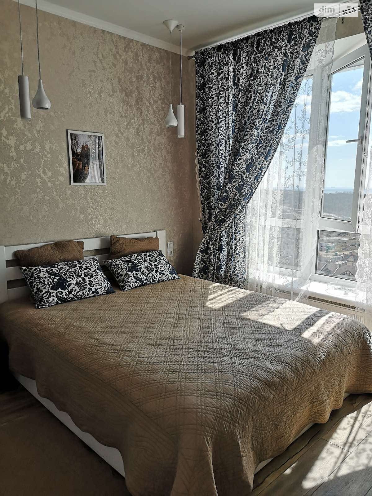 Продажа однокомнатной квартиры в Одессе, на ул. Марсельская 60, фото 1