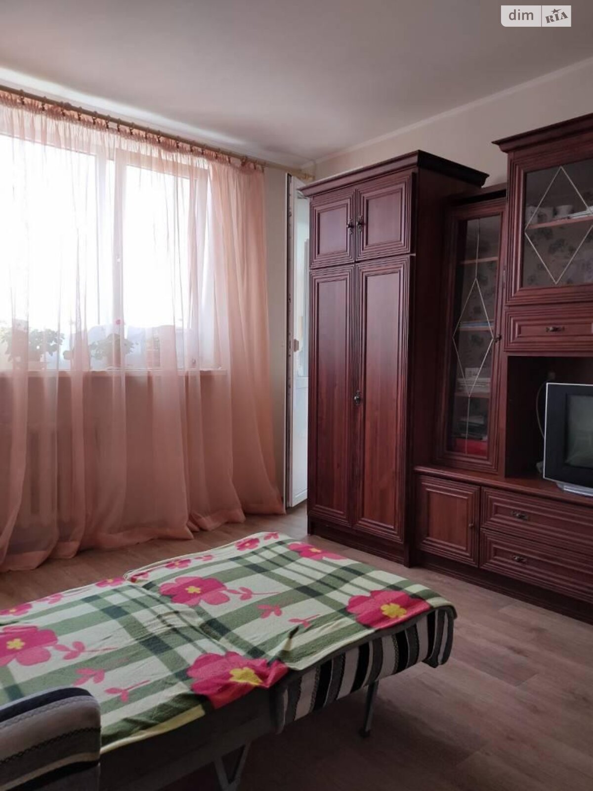 Продажа трехкомнатной квартиры в Одессе, на ул. Академика Заболотного, район Пересыпский фото 1