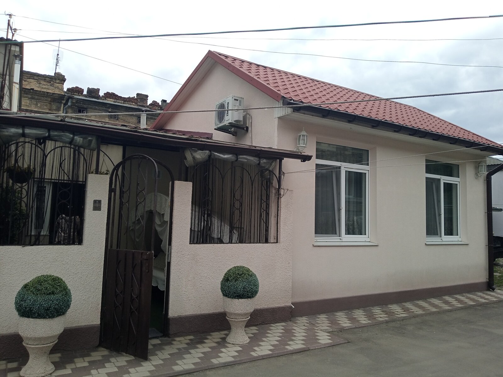 Продаж двокімнатної квартири в Одесі, на вул. Адмірала Лазарєва, район Молдаванка фото 1 Продаж двокімнатної квартири в Одесі, на вул. Адмірала Лазарєва, район Молдаванка фото 1