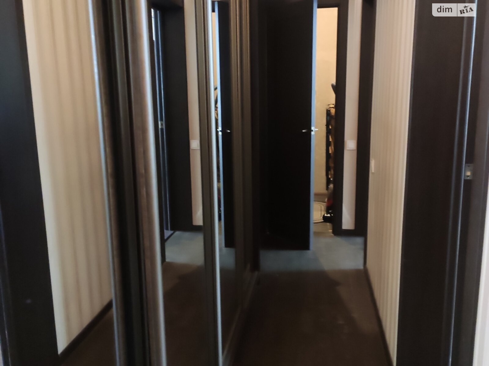 Продаж двокімнатної квартири в Одесі, на вул. Адмірала Лазарєва, район Молдаванка фото 1 Продаж двокімнатної квартири в Одесі, на вул. Адмірала Лазарєва, район Молдаванка фото 1