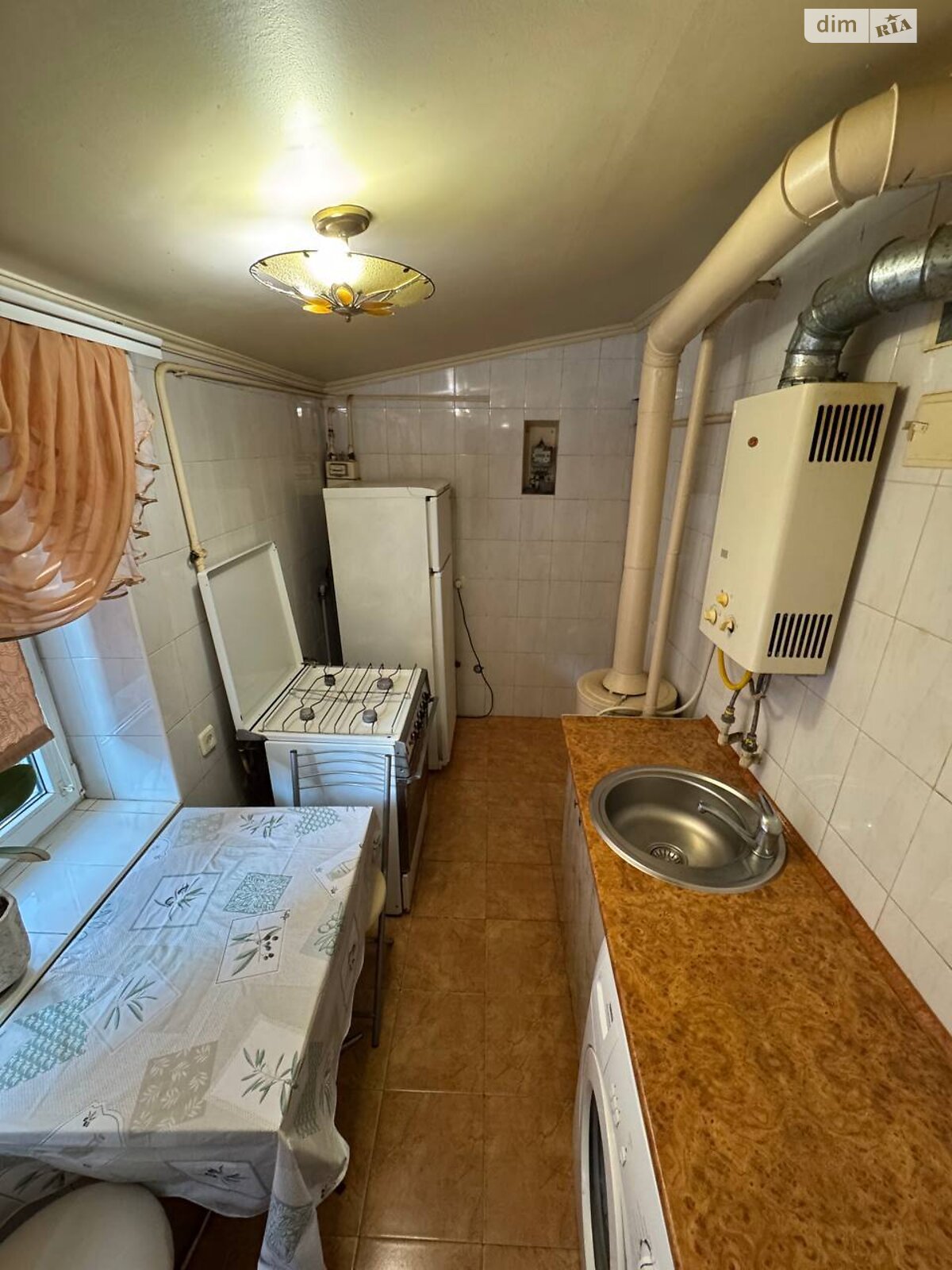 Продаж двокімнатної квартири в Одесі, на вул. Адмірала Лазарєва 31, район Молдаванка фото 1 Продаж двокімнатної квартири в Одесі, на вул. Адмірала Лазарєва 31, район Молдаванка фото 1