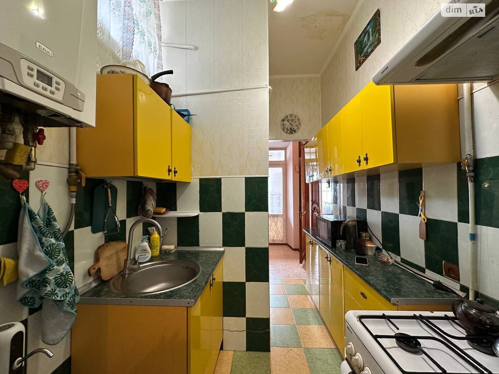 Продаж трикімнатної квартири в Одесі, на вул. Адмірала Лазарєва, район Молдаванка фото 1 Продаж трикімнатної квартири в Одесі, на вул. Адмірала Лазарєва, район Молдаванка фото 1