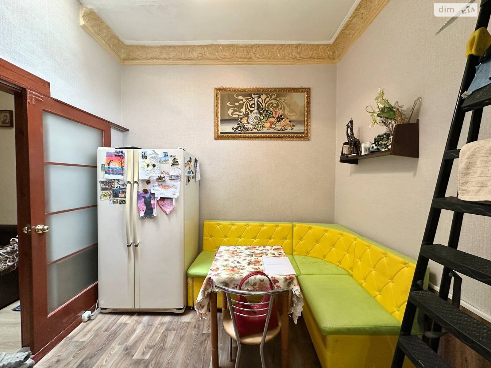 Продаж трикімнатної квартири в Одесі, на вул. Адмірала Лазарєва, район Молдаванка фото 1 Продаж трикімнатної квартири в Одесі, на вул. Адмірала Лазарєва, район Молдаванка фото 1