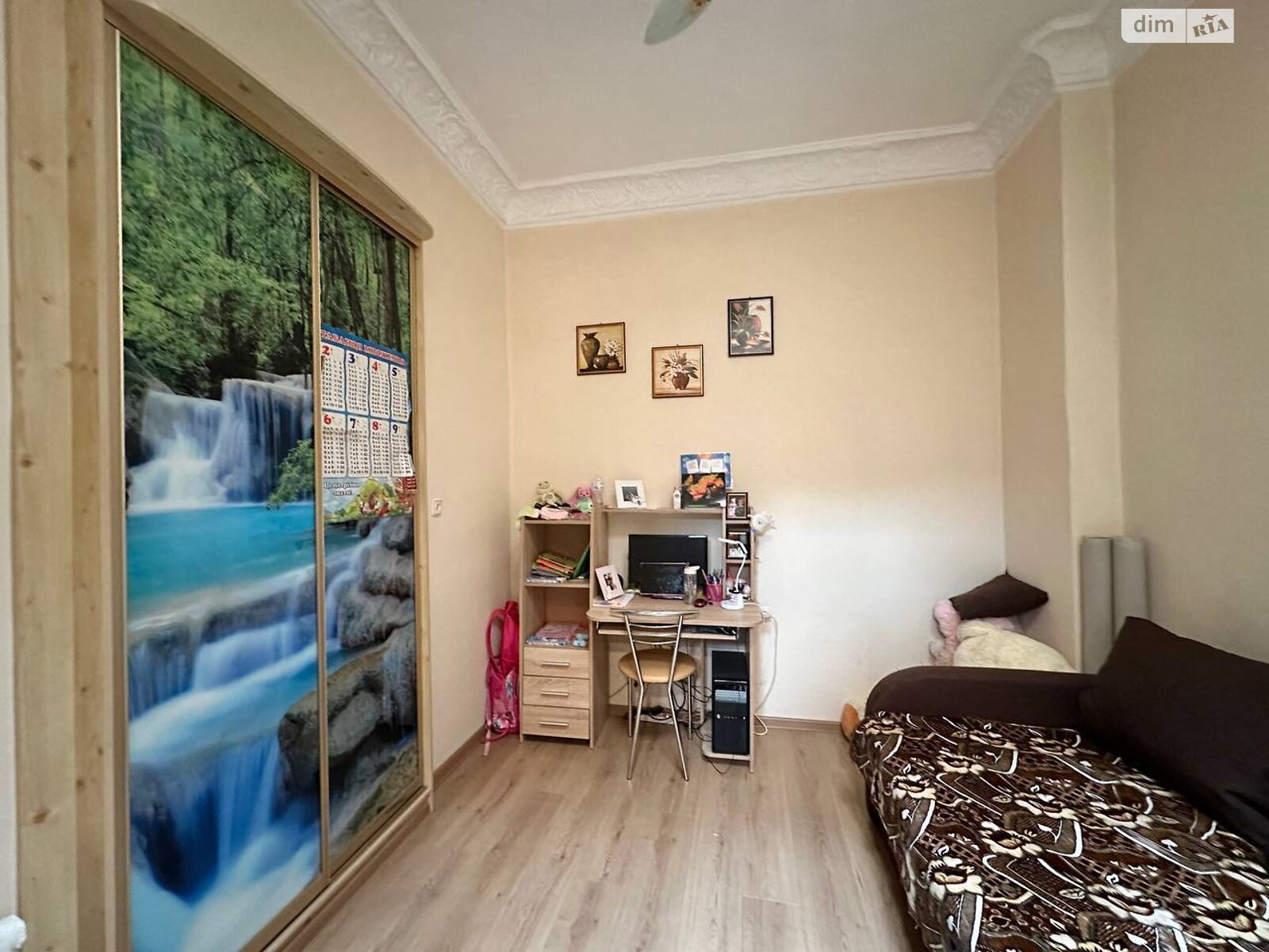 Продаж трикімнатної квартири в Одесі, на вул. Адмірала Лазарєва, район Молдаванка фото 1 Продаж трикімнатної квартири в Одесі, на вул. Адмірала Лазарєва, район Молдаванка фото 1