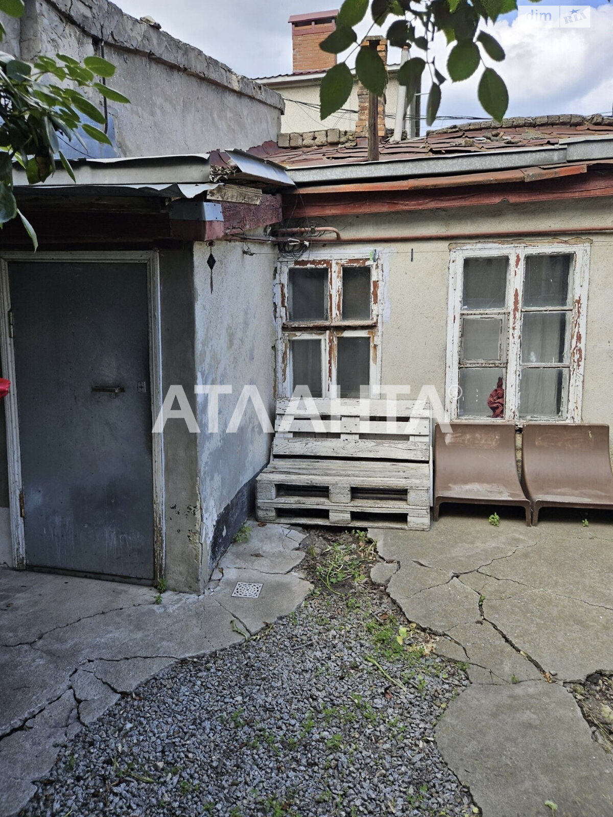 Продажа двухкомнатной квартиры в Одессе, на ул. Адмирала Лазарева, район Молдаванка фото 1 Продажа двухкомнатной квартиры в Одессе, на ул. Адмирала Лазарева, район Молдаванка фото 1