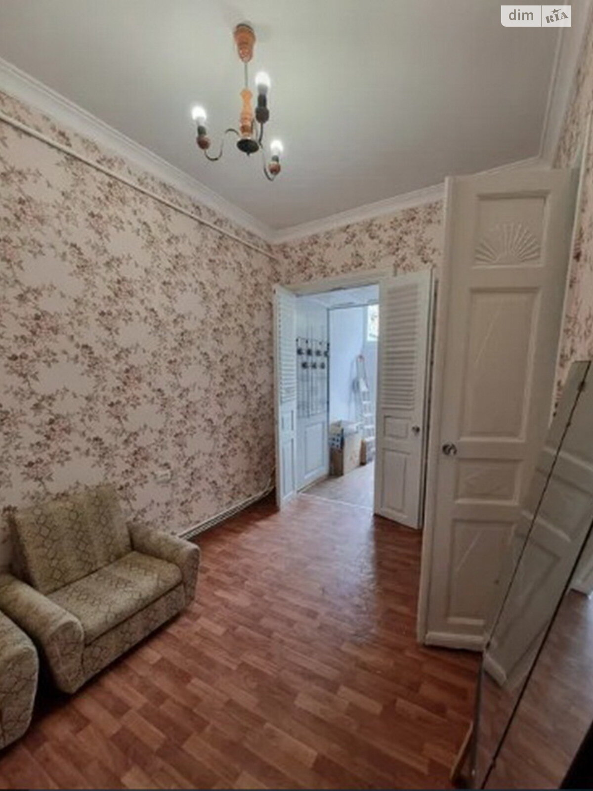 Продаж трикімнатної квартири в Одесі, на пл. Алексєєвська 1, район Молдаванка фото 1 Продаж трикімнатної квартири в Одесі, на пл. Алексєєвська 1, район Молдаванка фото 1