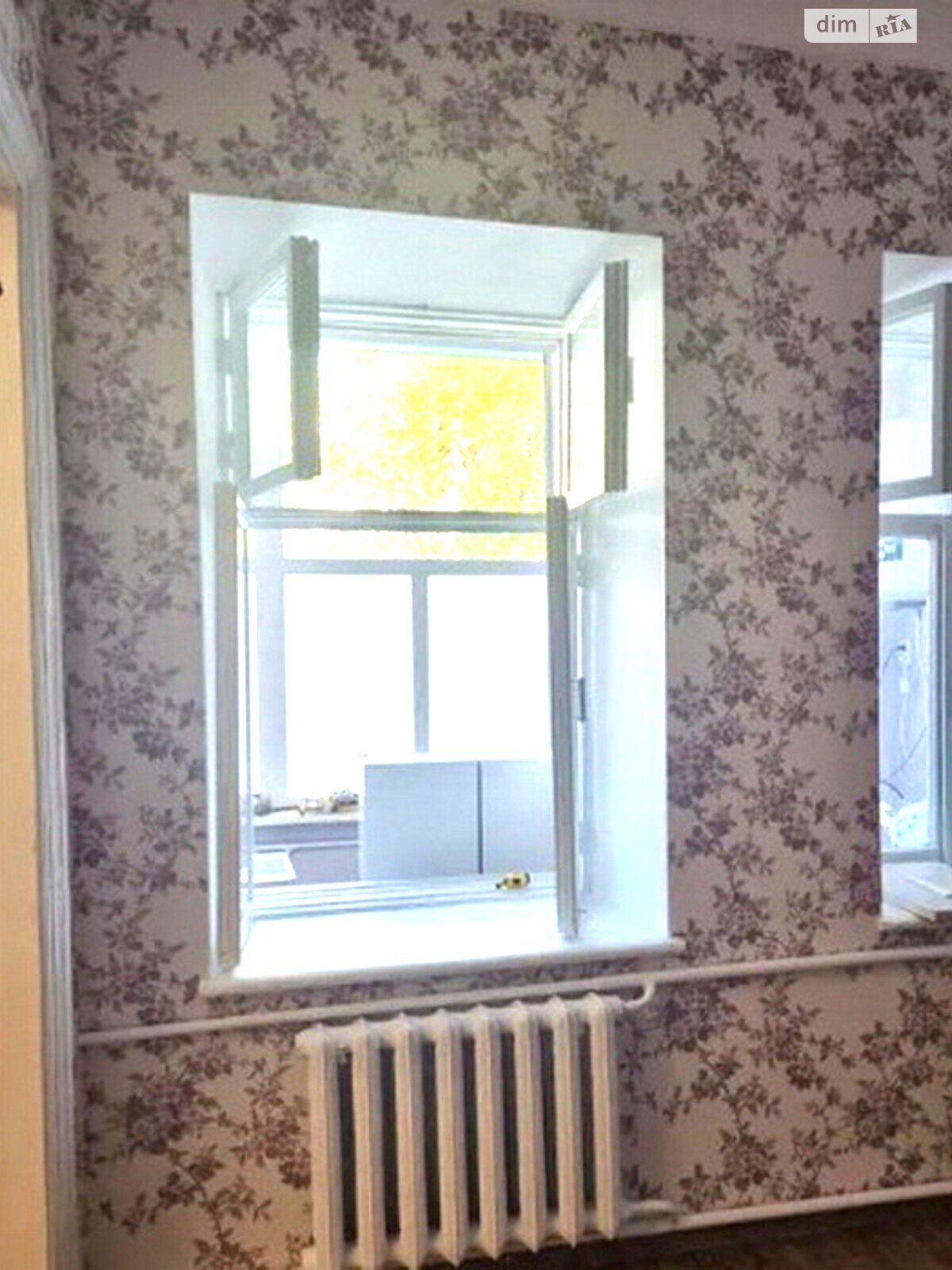 Продаж трикімнатної квартири в Одесі, на пл. Алексєєвська 1, район Молдаванка фото 1 Продаж трикімнатної квартири в Одесі, на пл. Алексєєвська 1, район Молдаванка фото 1
