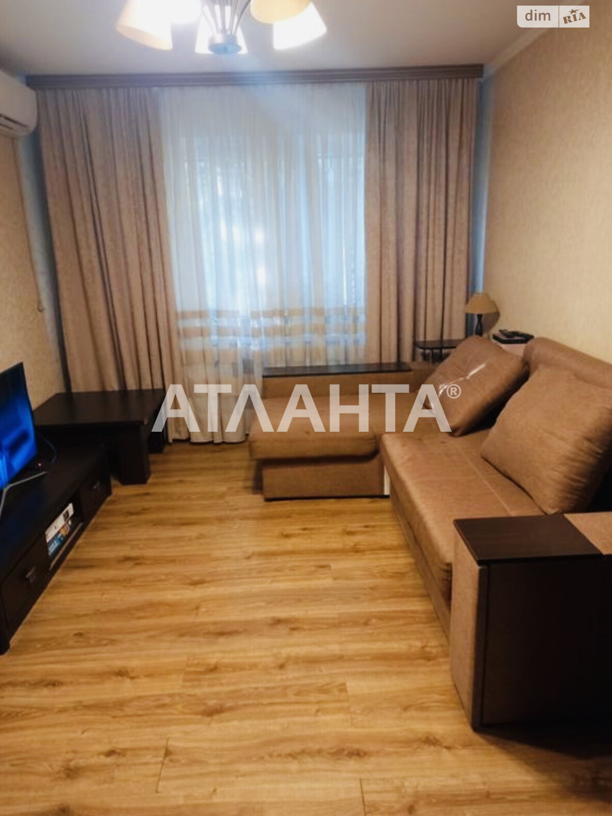 Продажа трехкомнатной квартиры в Одессе, на ул. Балковская, район Молдаванка фото 1 Продажа трехкомнатной квартиры в Одессе, на ул. Балковская, район Молдаванка фото 1