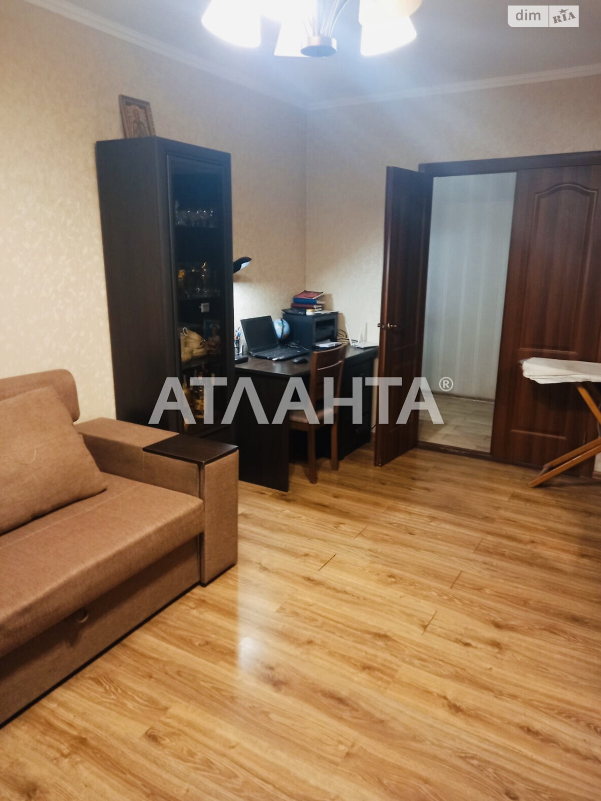 Продажа трехкомнатной квартиры в Одессе, на ул. Балковская, район Молдаванка фото 1 Продажа трехкомнатной квартиры в Одессе, на ул. Балковская, район Молдаванка фото 1