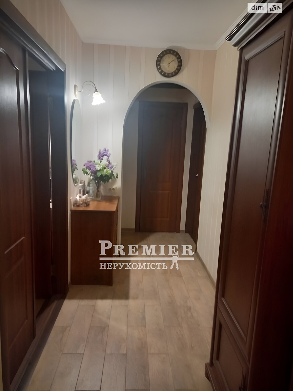 Продаж трикімнатної квартири в Одесі, на вул. Балківська, район Молдаванка фото 1 Продаж трикімнатної квартири в Одесі, на вул. Балківська, район Молдаванка фото 1