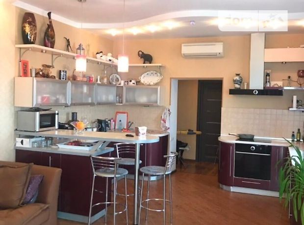 Продажа трехкомнатной квартиры в Одессе, на ул. Балковская 22 а, район Молдаванка фото 1 Продажа трехкомнатной квартиры в Одессе, на ул. Балковская 22 а, район Молдаванка фото 1