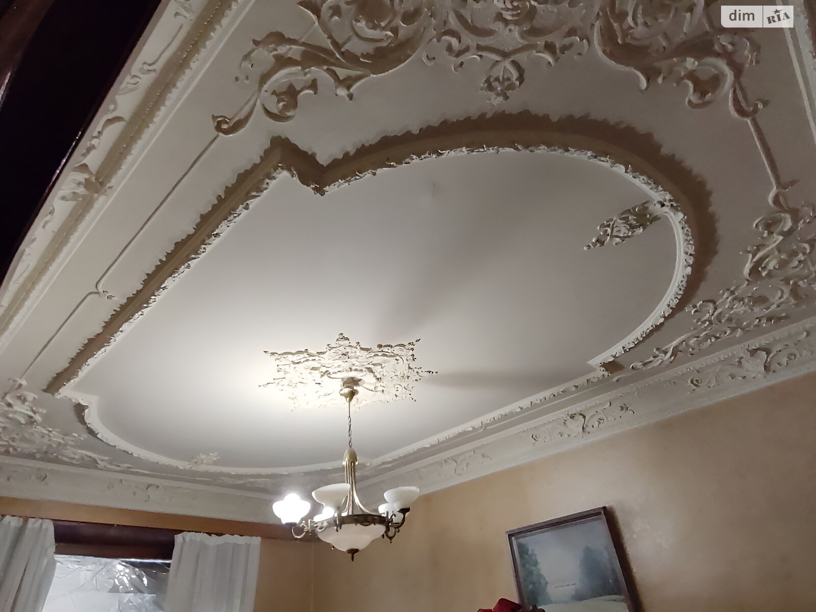 Продаж чотирикімнатної квартири в Одесі, на пров. Банний, район Молдаванка фото 1 Продаж чотирикімнатної квартири в Одесі, на пров. Банний, район Молдаванка фото 1