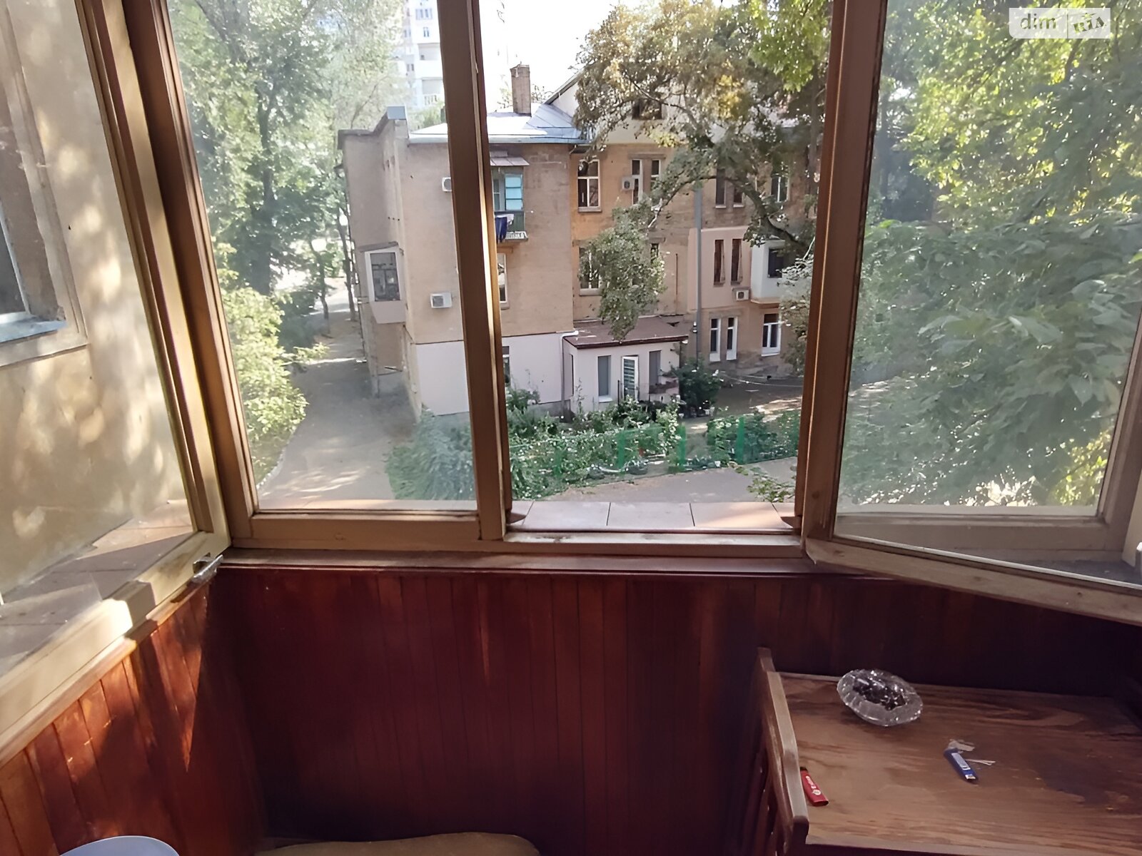 Продаж чотирикімнатної квартири в Одесі, на пров. Банний, район Молдаванка фото 1 Продаж чотирикімнатної квартири в Одесі, на пров. Банний, район Молдаванка фото 1