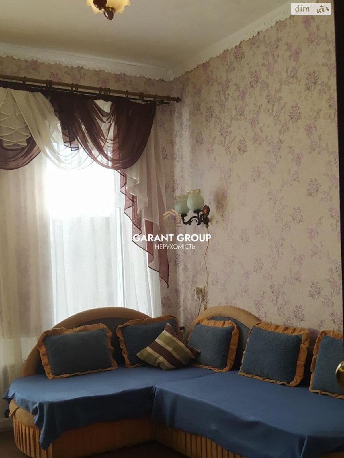 Продаж двокімнатної квартири в Одесі, на вул. Богдана Хмельницького, район Молдаванка фото 1 Продаж двокімнатної квартири в Одесі, на вул. Богдана Хмельницького, район Молдаванка фото 1