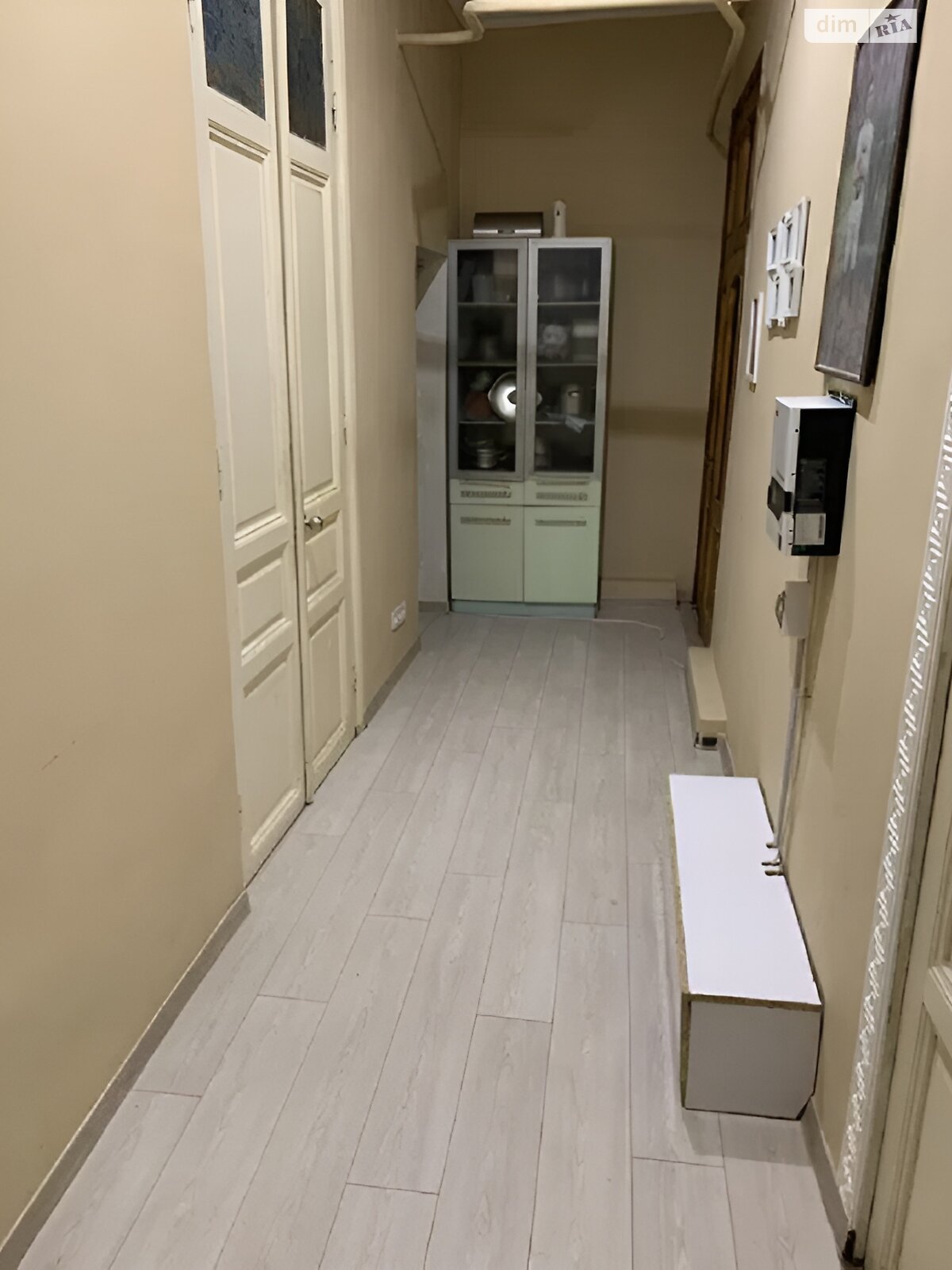 Продаж трикімнатної квартири в Одесі, на вул. Богдана Хмельницького 23, район Молдаванка фото 1 Продаж трикімнатної квартири в Одесі, на вул. Богдана Хмельницького 23, район Молдаванка фото 1