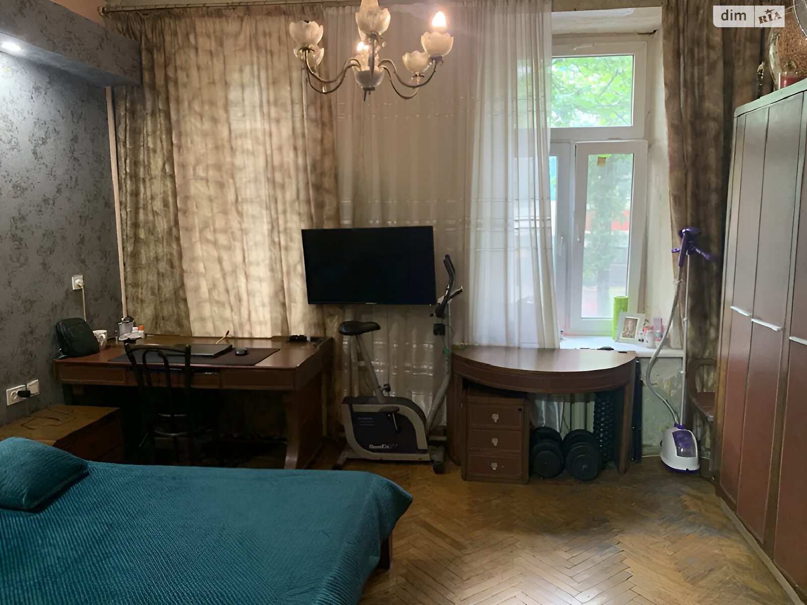Продаж трикімнатної квартири в Одесі, на вул. Богдана Хмельницького 23, район Молдаванка фото 1 Продаж трикімнатної квартири в Одесі, на вул. Богдана Хмельницького 23, район Молдаванка фото 1
