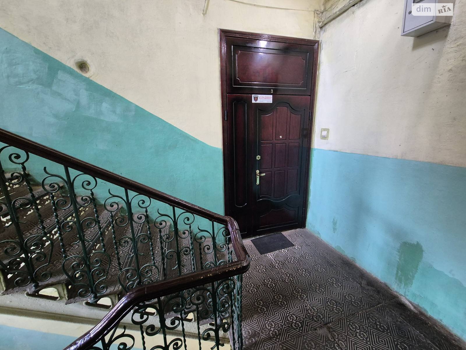 Продаж трикімнатної квартири в Одесі, на вул. Богдана Хмельницького 18, кв. 3, район Молдаванка фото 1 Продаж трикімнатної квартири в Одесі, на вул. Богдана Хмельницького 18, кв. 3, район Молдаванка фото 1