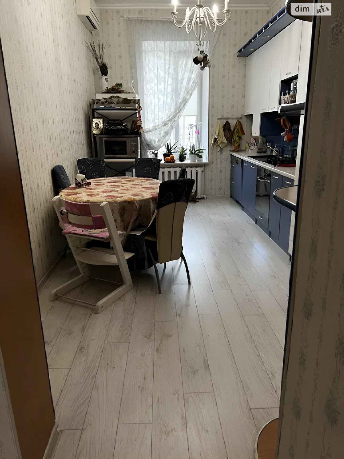 Продаж трикімнатної квартири в Одесі, на вул. Богдана Хмельницького 31, район Молдаванка фото 1 Продаж трикімнатної квартири в Одесі, на вул. Богдана Хмельницького 31, район Молдаванка фото 1