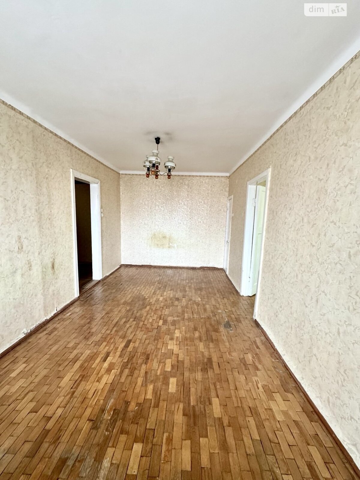 Продажа двухкомнатной квартиры в Одессе, на ул. Богдана Хмельницкого 38, район Молдаванка фото 1 Продажа двухкомнатной квартиры в Одессе, на ул. Богдана Хмельницкого 38, район Молдаванка фото 1