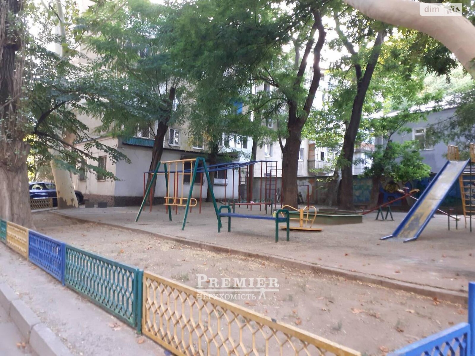Продаж двокімнатної квартири в Одесі, на вул. Богдана Хмельницького, район Молдаванка фото 1 Продаж двокімнатної квартири в Одесі, на вул. Богдана Хмельницького, район Молдаванка фото 1