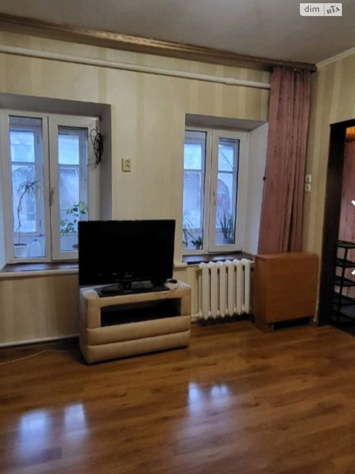 Продаж двокімнатної квартири в Одесі, на вул. Богдана Хмельницького, район Молдаванка фото 1 Продаж двокімнатної квартири в Одесі, на вул. Богдана Хмельницького, район Молдаванка фото 1