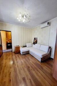 Продаж двокімнатної квартири в Одесі, на вул. Богдана Хмельницького, район Молдаванка фото 2