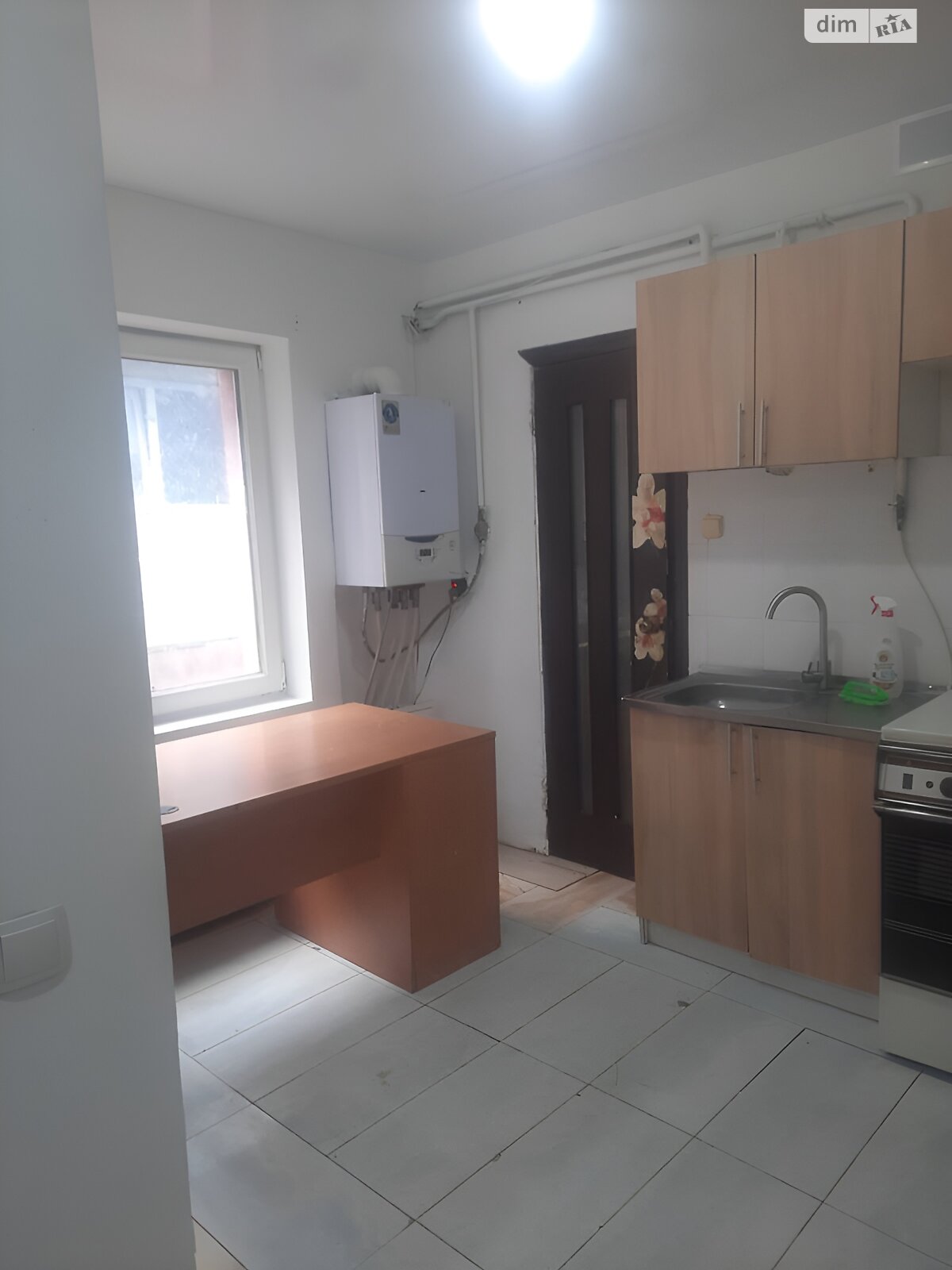 Продаж семикімнатної квартири в Одесі, на вул. Болгарська 28, район Молдаванка фото 1 Продаж семикімнатної квартири в Одесі, на вул. Болгарська 28, район Молдаванка фото 1