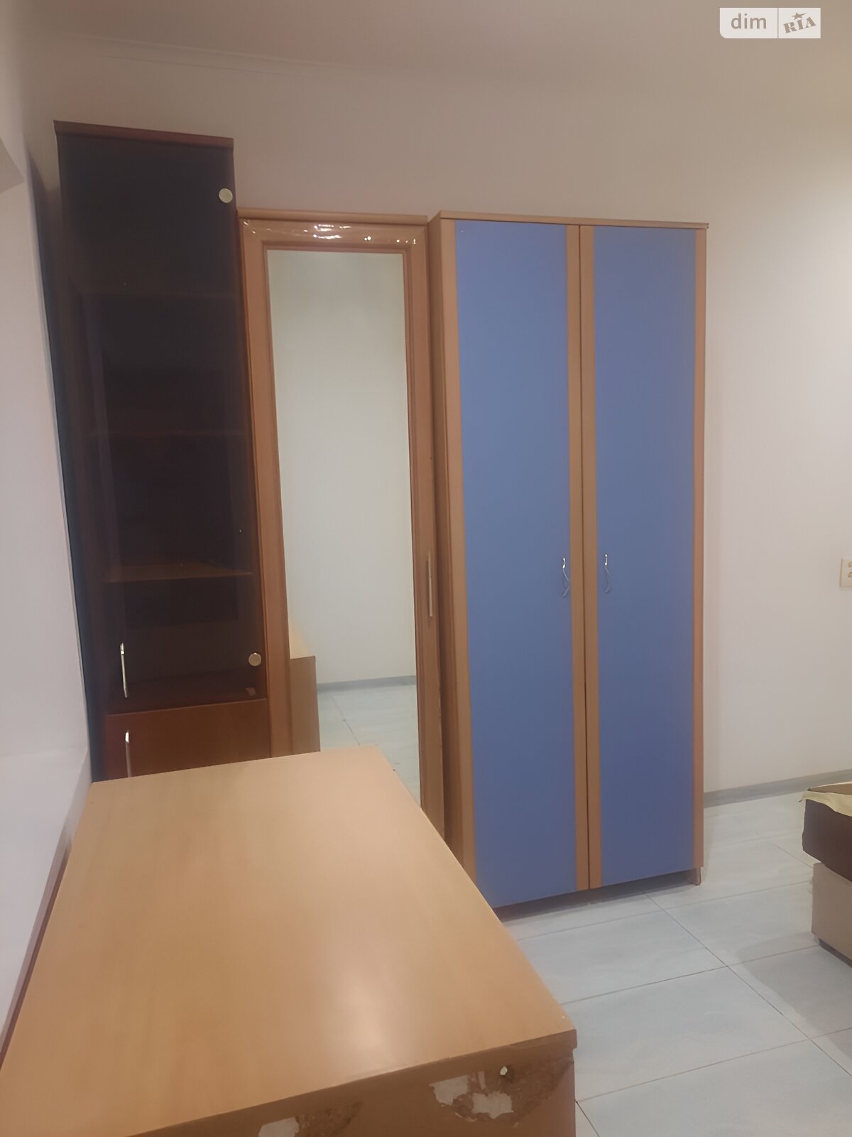 Продаж семикімнатної квартири в Одесі, на вул. Болгарська 28, район Молдаванка фото 1 Продаж семикімнатної квартири в Одесі, на вул. Болгарська 28, район Молдаванка фото 1