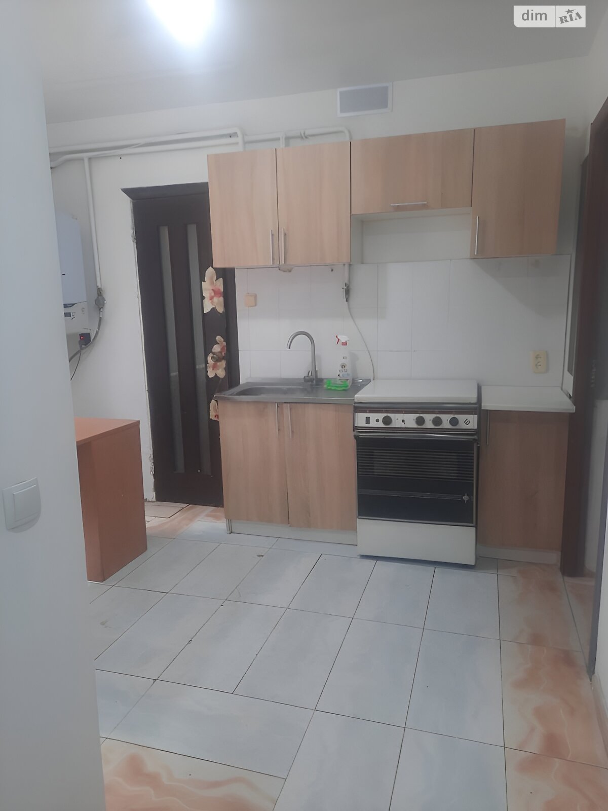 Продаж семикімнатної квартири в Одесі, на вул. Болгарська 28, район Молдаванка фото 1 Продаж семикімнатної квартири в Одесі, на вул. Болгарська 28, район Молдаванка фото 1