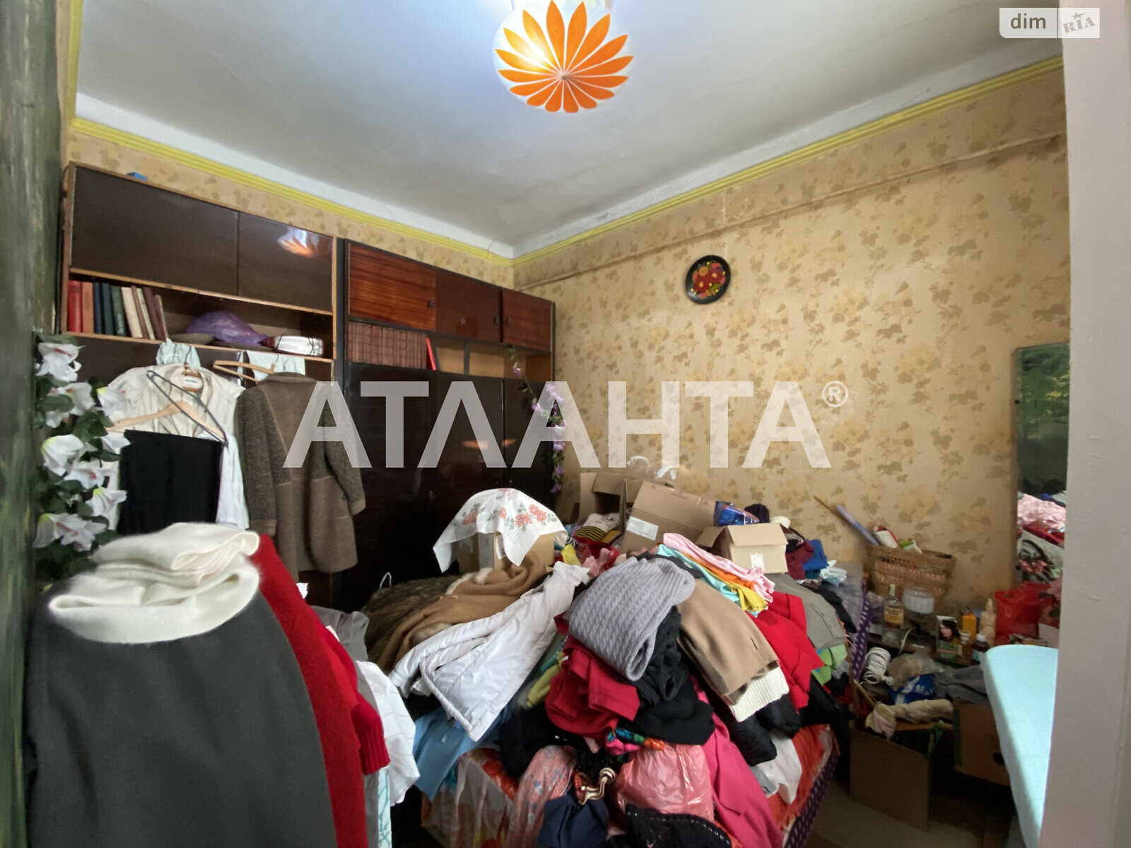 Продаж трикімнатної квартири в Одесі, на вул. Болгарська, район Молдаванка фото 1 Продаж трикімнатної квартири в Одесі, на вул. Болгарська, район Молдаванка фото 1