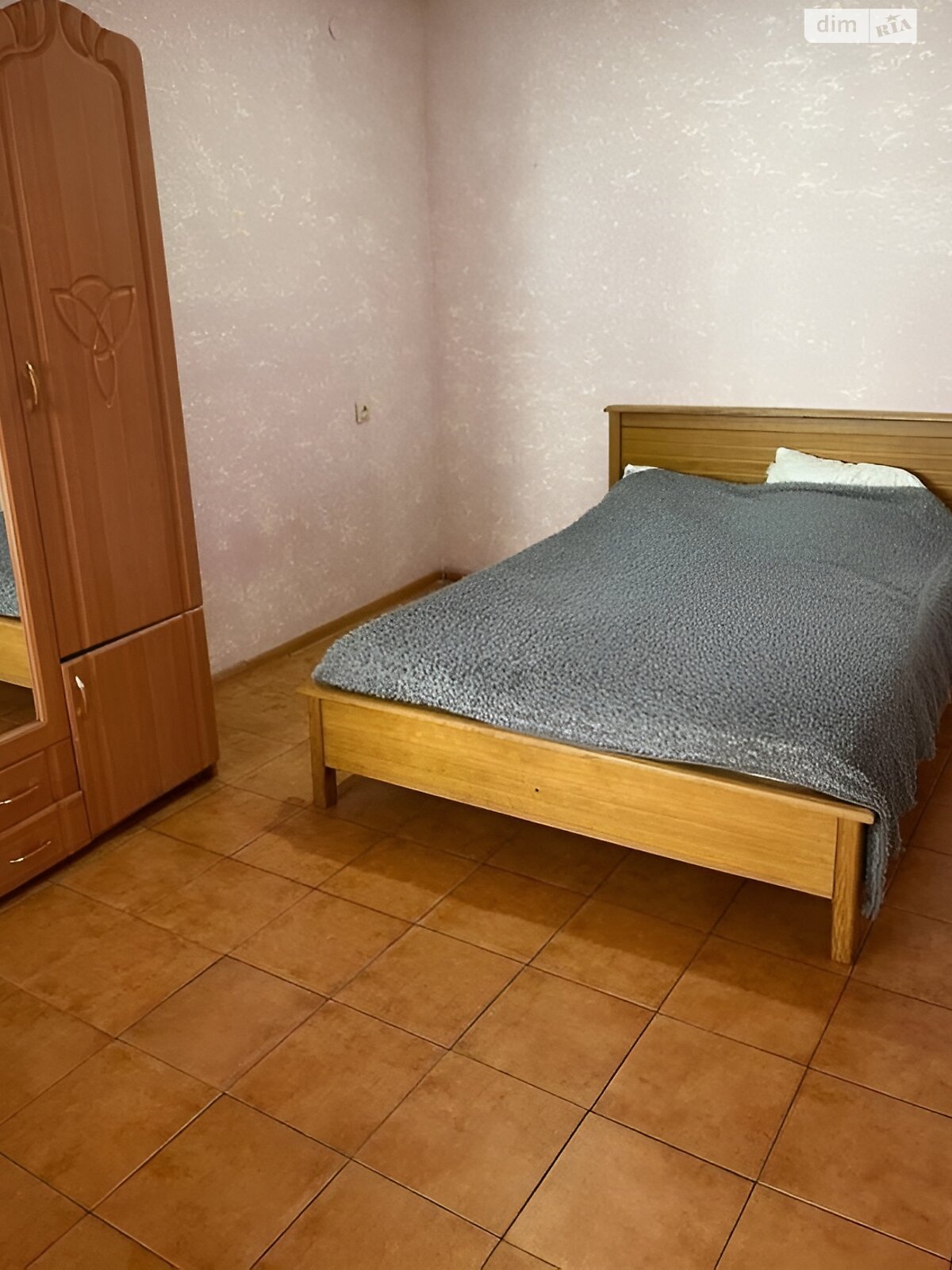 Продаж чотирикімнатної квартири в Одесі, на вул. Болгарська, район Молдаванка фото 1 Продаж чотирикімнатної квартири в Одесі, на вул. Болгарська, район Молдаванка фото 1