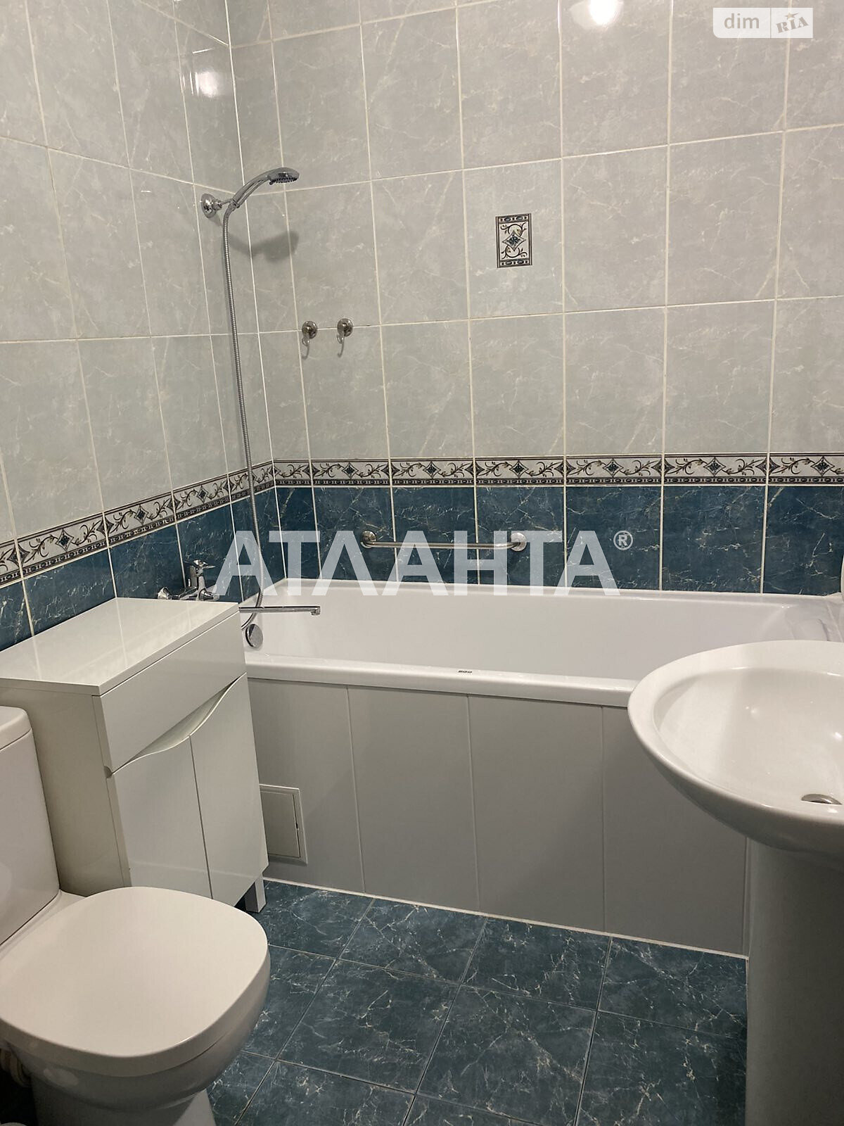 Продажа двухкомнатной квартиры в Одессе, на ул. Дальницкая, район Молдаванка фото 1 Продажа двухкомнатной квартиры в Одессе, на ул. Дальницкая, район Молдаванка фото 1