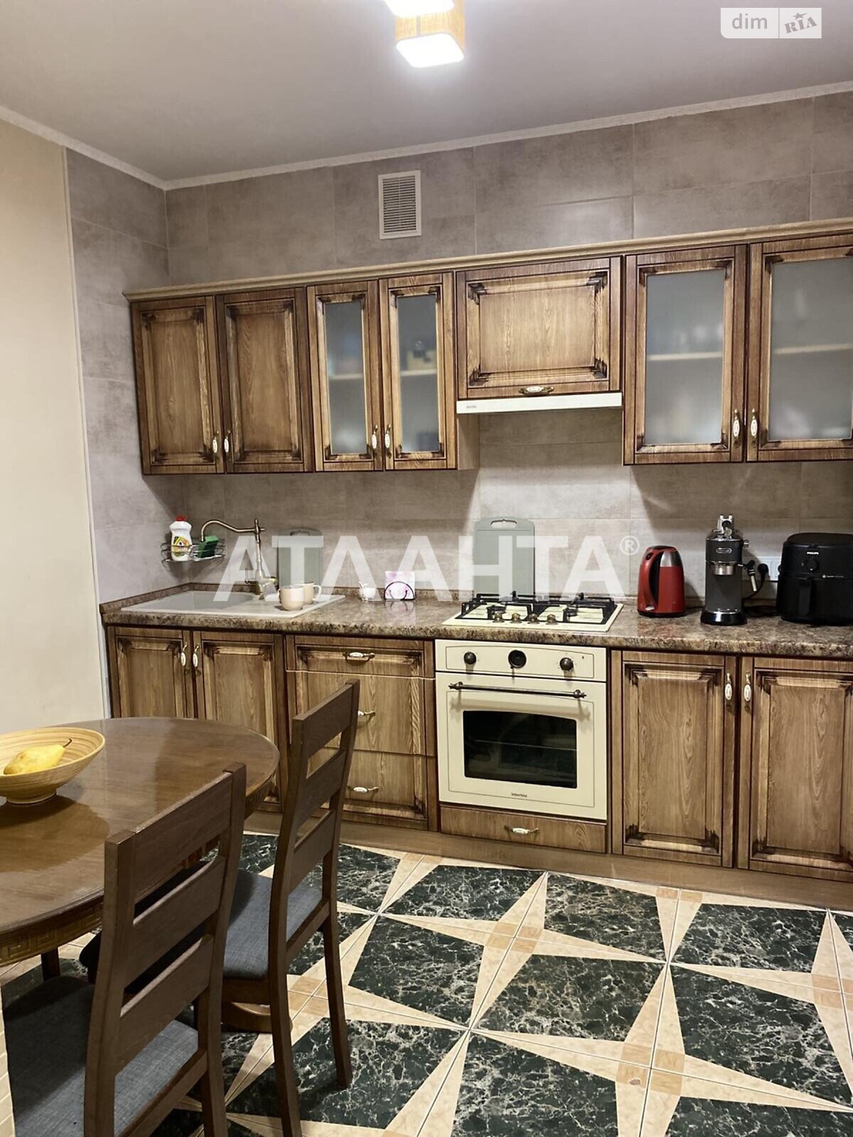 Продаж двокімнатної квартири в Одесі, на вул. Дальницька, район Молдаванка фото 1 Продаж двокімнатної квартири в Одесі, на вул. Дальницька, район Молдаванка фото 1