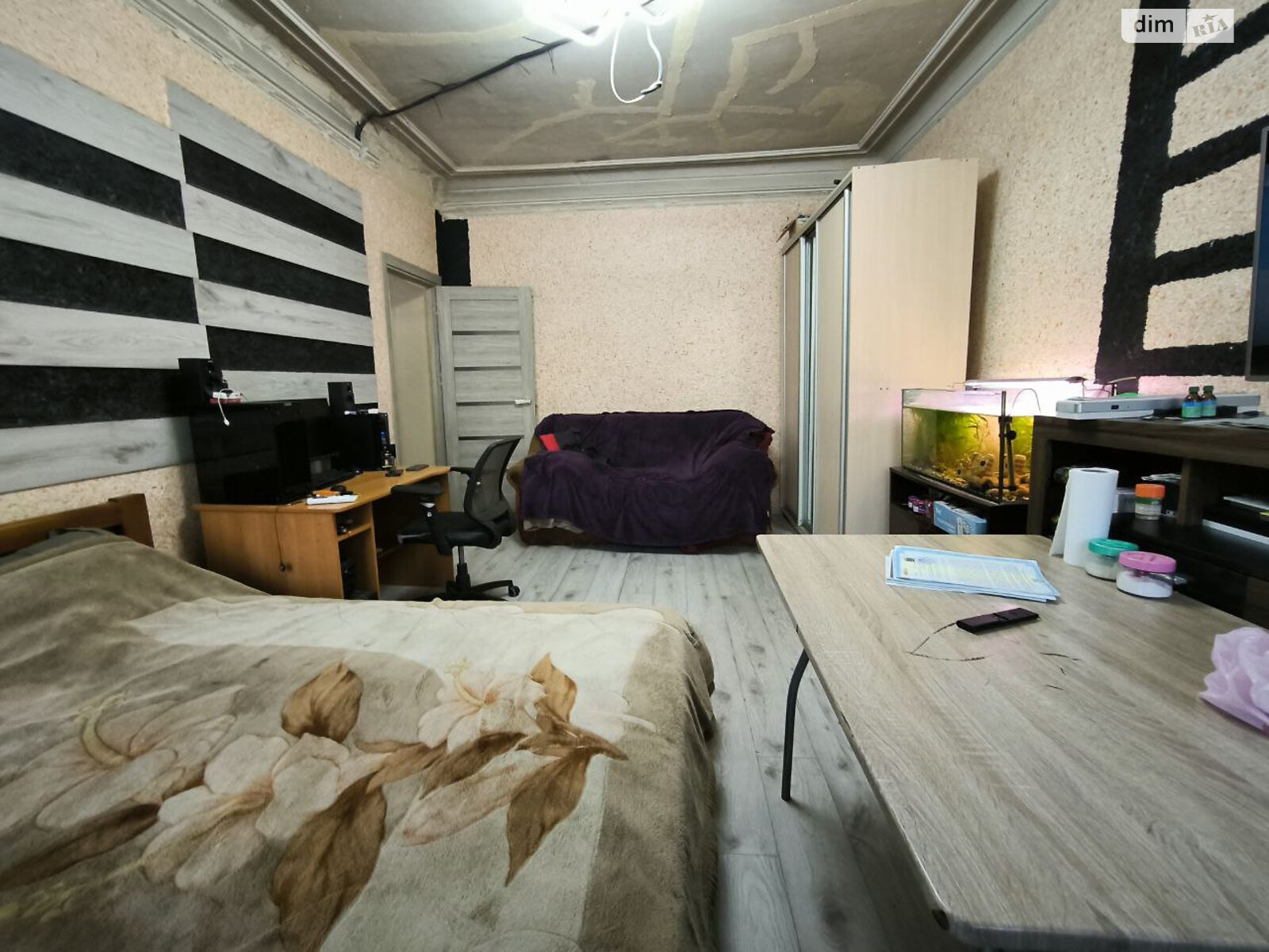 Продаж двокімнатної квартири в Одесі, на вул. Дальницька, район Молдаванка фото 1 Продаж двокімнатної квартири в Одесі, на вул. Дальницька, район Молдаванка фото 1