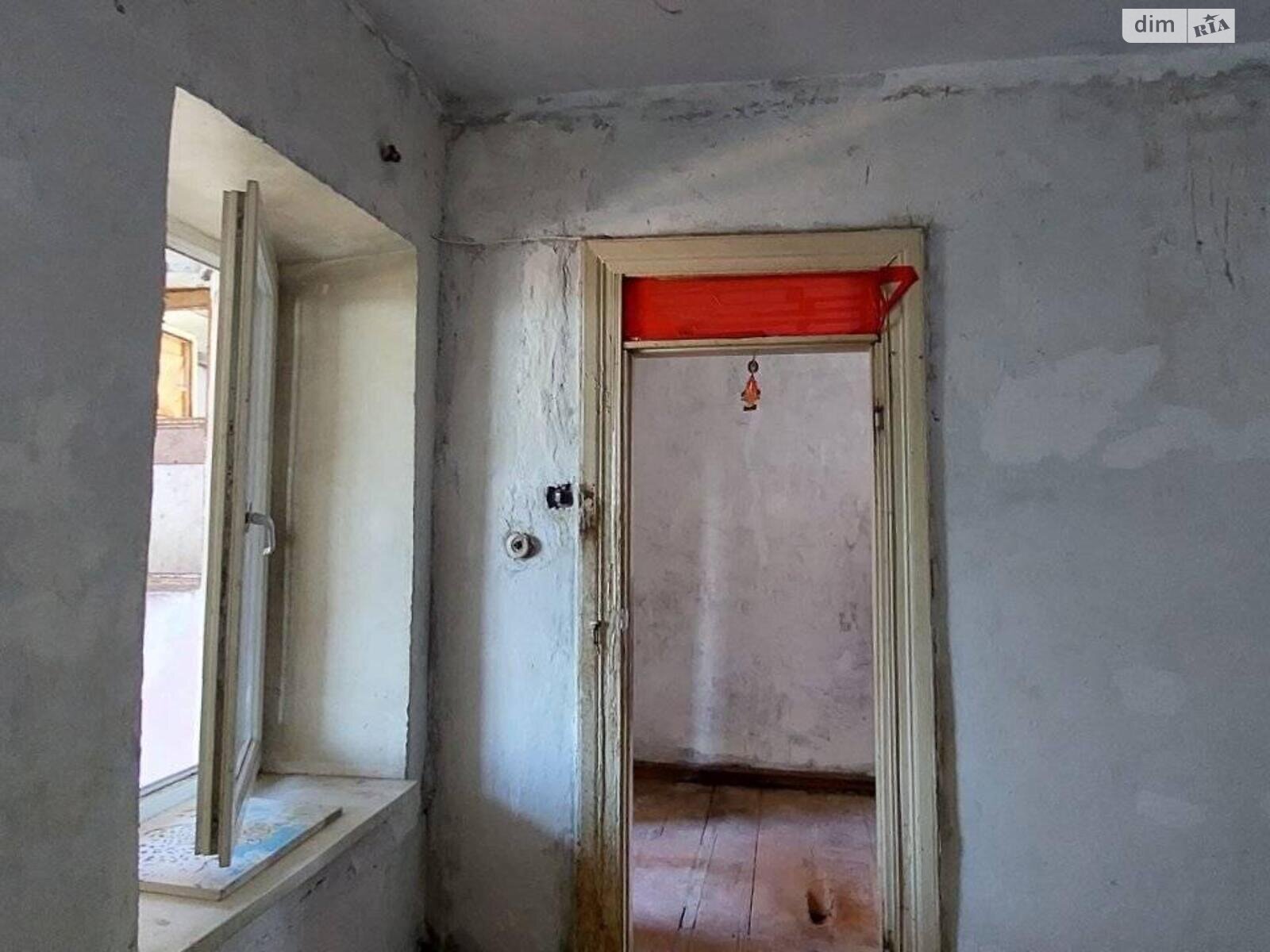 Продажа трехкомнатной квартиры в Одессе, на ул. Генерала Цветаева, район Молдаванка фото 1