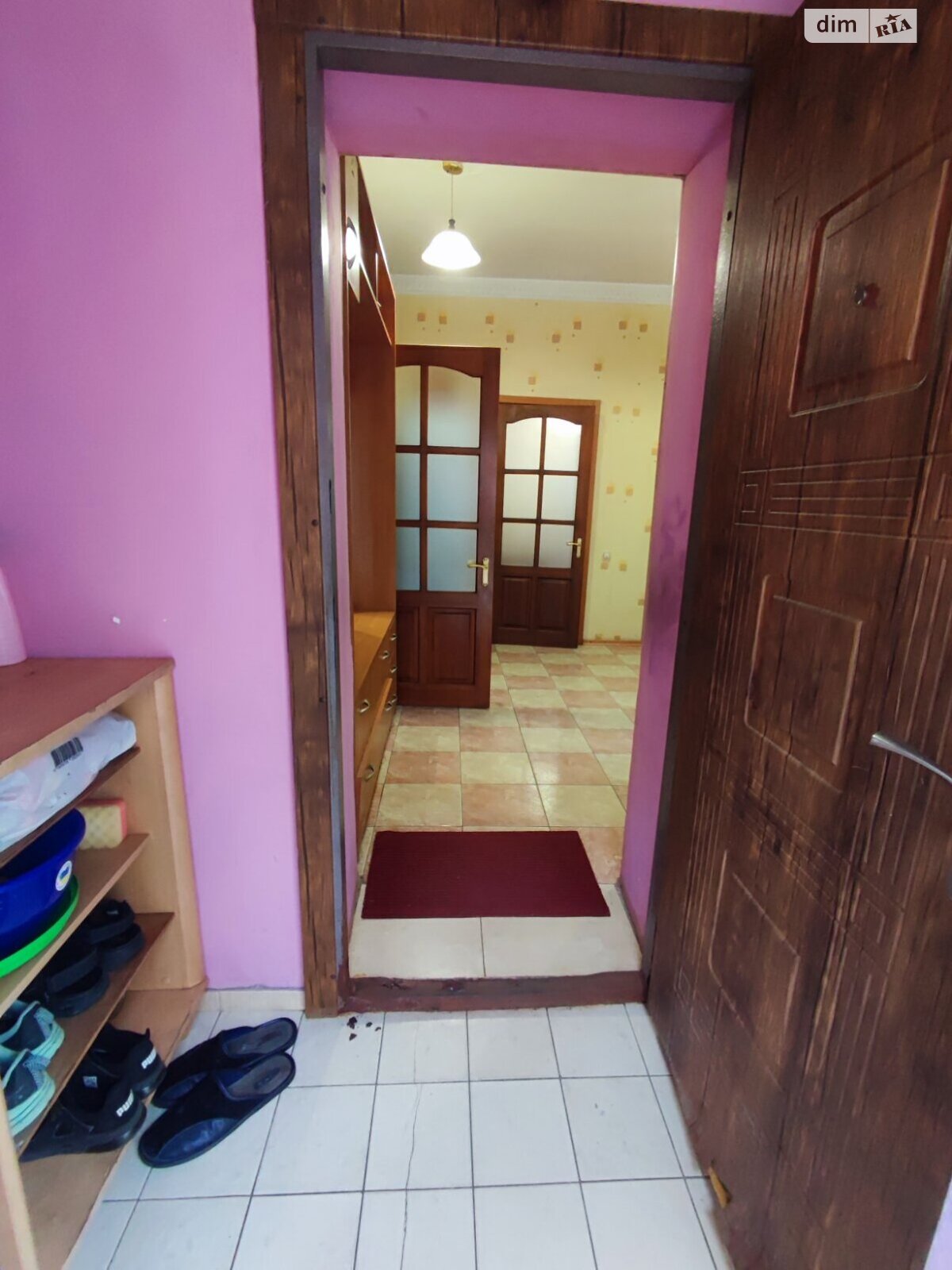 Продаж трикімнатної квартири в Одесі, на вул. Генерала Ватутіна, район Молдаванка фото 1 Продаж трикімнатної квартири в Одесі, на вул. Генерала Ватутіна, район Молдаванка фото 1